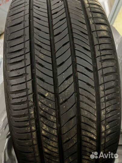 Kumho Solus HS51 215/55 R17 94V