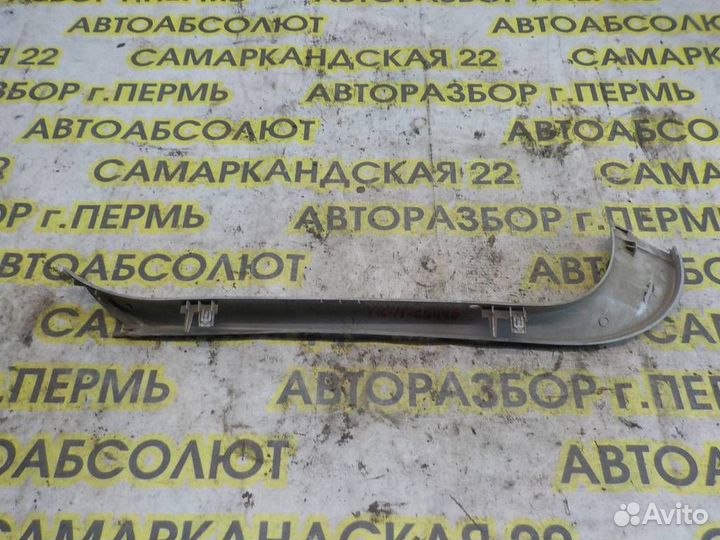 Обшивка двери багажника Ford Focus II 2005-2011