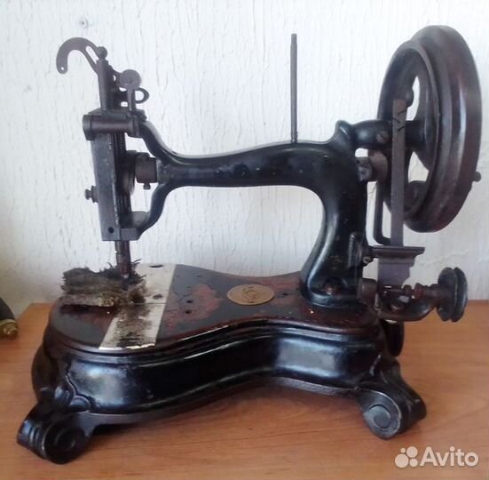 Редкая, старинная швейная машина