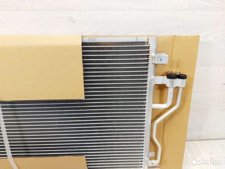 Радиатор кондиционера Kia Sportage