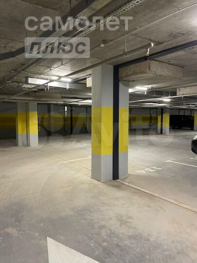 Машиноместо, 16 м²