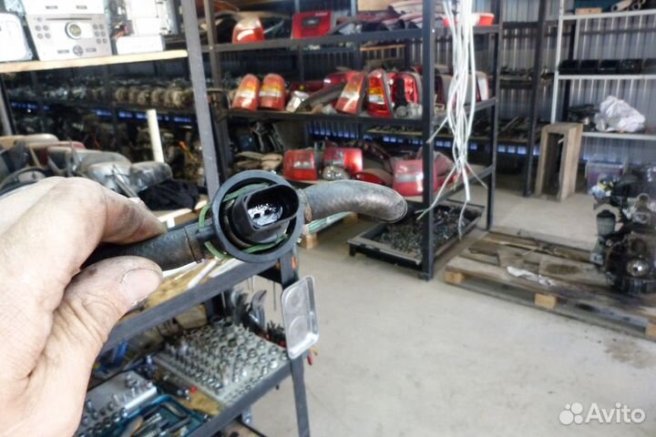 Датчик давления топлива 036906081B vw audi seat