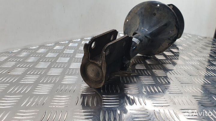 Амортизатор подвески задний левый Kia Sportage