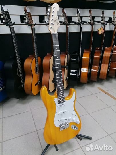 Электрогитара Новая