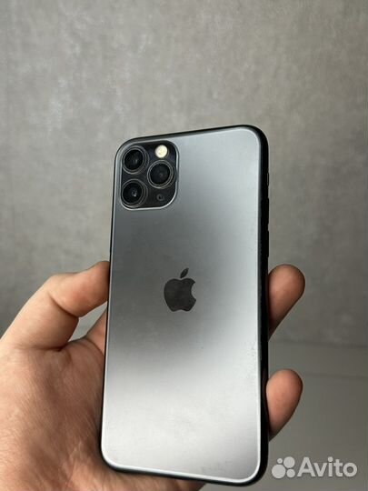 iPhone 11 Pro, 64 ГБ