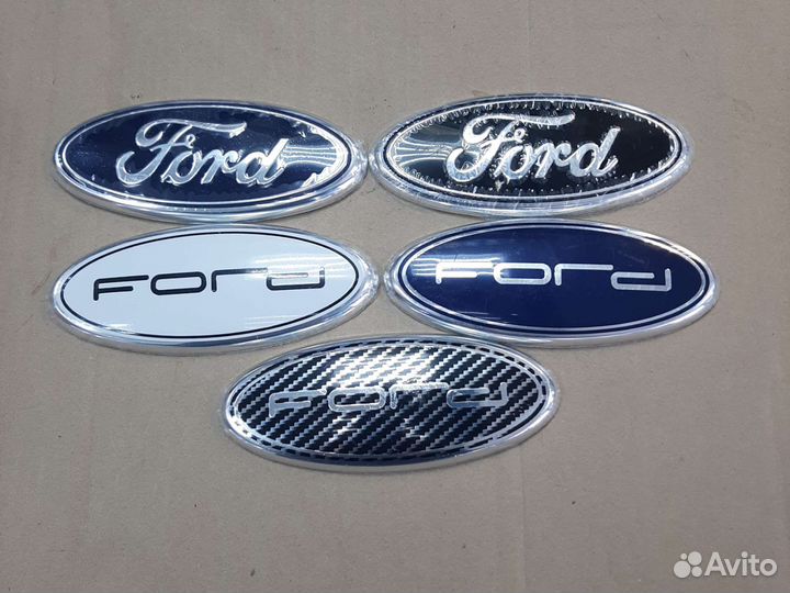 Эмблемы Ford комплект 2шт