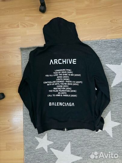 Balenciaga archive music