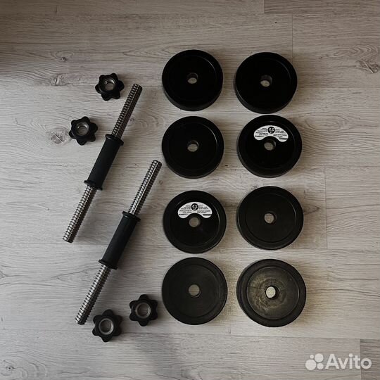 Гантели новые 8 шт по 2.5 кг (общий вес 22.800)