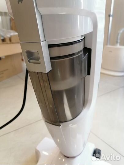 Вертикальный паровой пылесос Kitfort KT-575-2