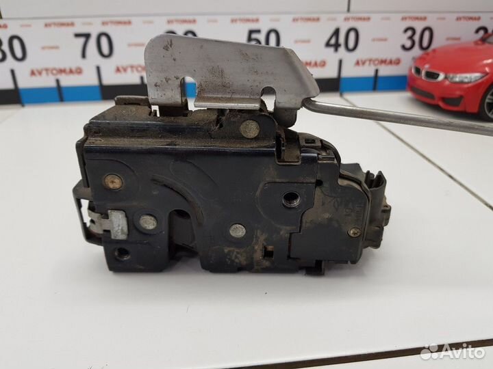 Замок двери передний левый (Audi A4)