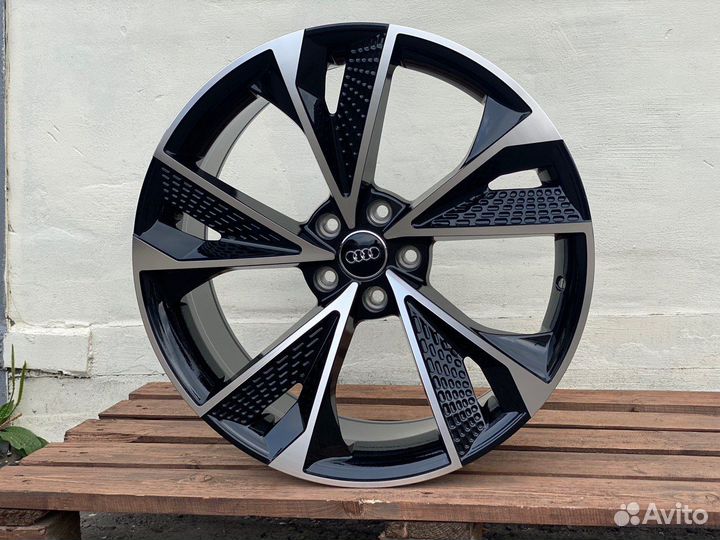 Audi rs стиль r18 5-112 новые диски