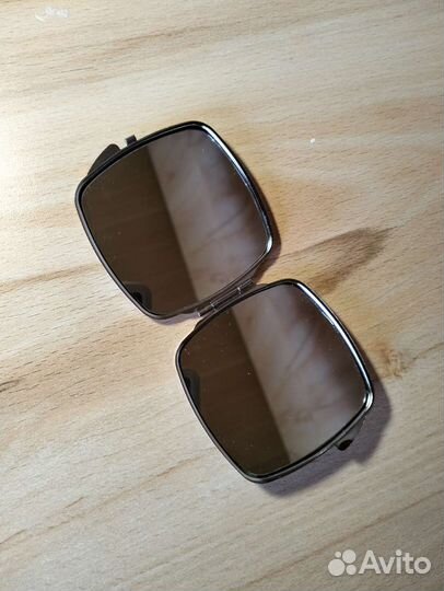 Зеркало сувенирное