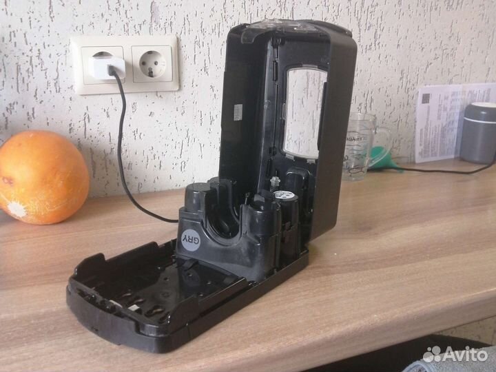 Диспенсер для жидкого антисептика сенсорный, 1 л