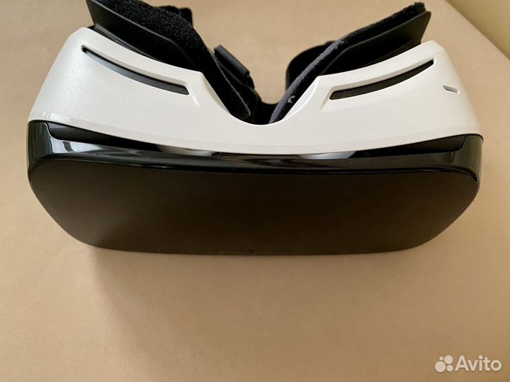 Очки виртуальной реальности samsung gear vr