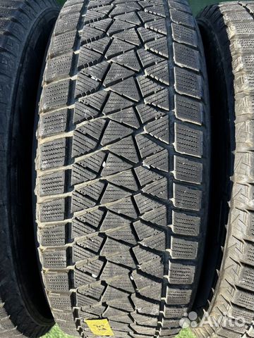 Bridgestone Blizzak DM-V2 225/65 R17 102Q