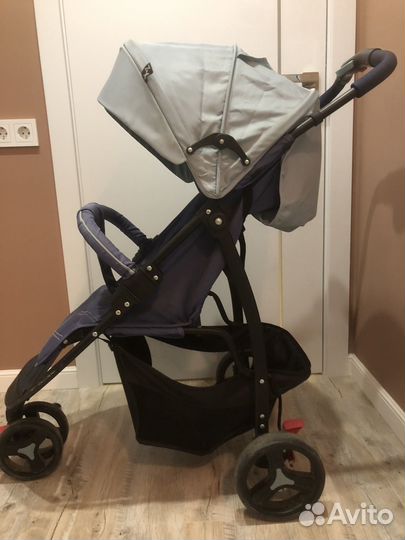 Коляска прогулочная ZVA