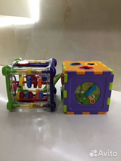 2 развивающих кубика