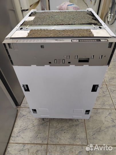 Посудомоечная машина Whirlpool узкая