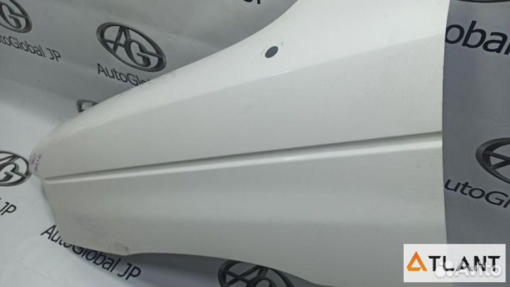 Крыло переднее левое mazda MPV