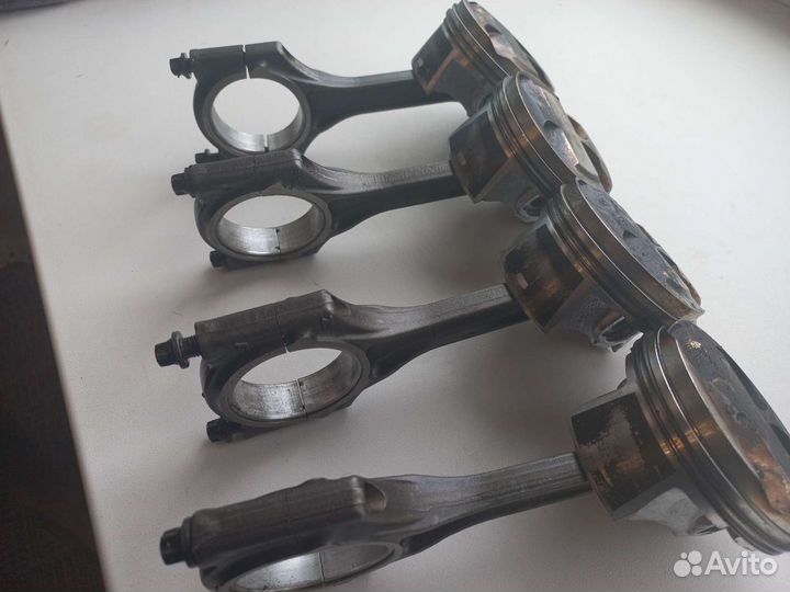 Поршни на Priorа