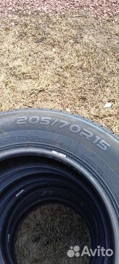 Royal Black Royal Mile 205/70 R15