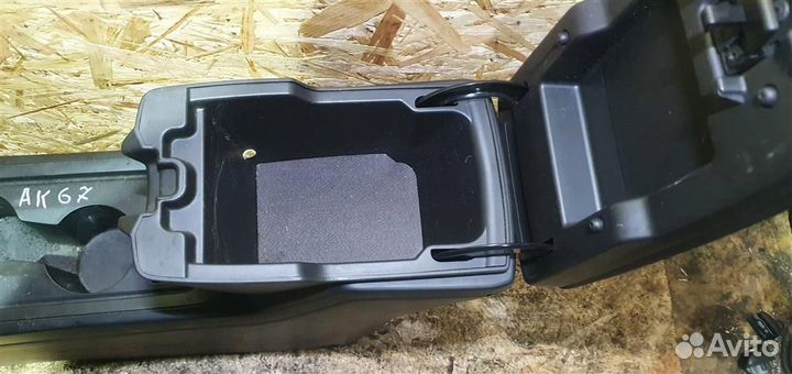 Подлокотник Opel Antara 2007-2015