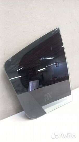 Форточка задняя правая Chevrolet Cruze седан 2011