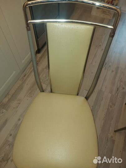Стулья 4шт на перетяжку