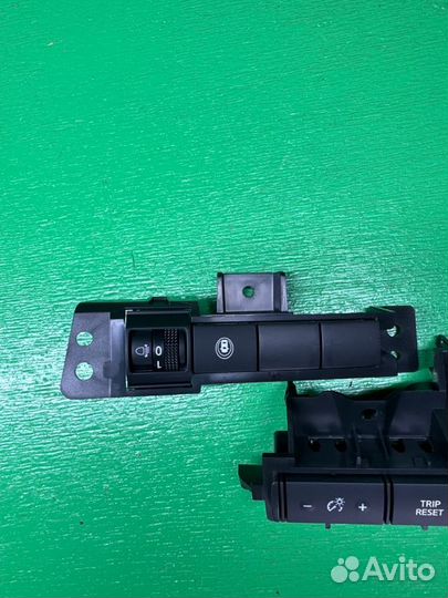 Кнопки прочее Nissan Note E13 HR12DE 2021