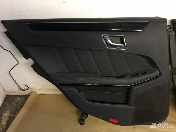 Обшивки дверей мерседес w212