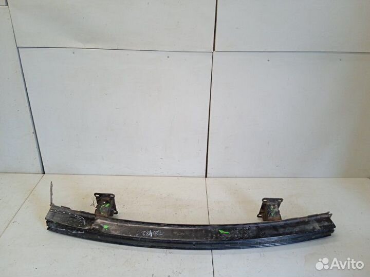 Усилитель переднего бампера Land Rover Discovery 3