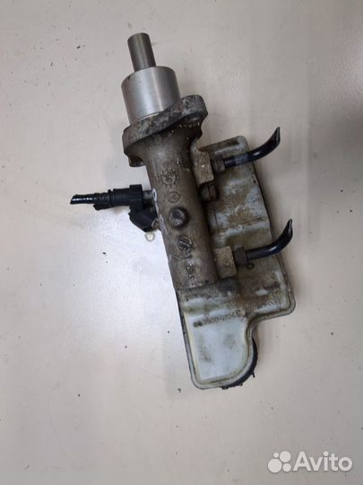 Цилиндр тормозной главный Nissan X-Trail (T30), 20