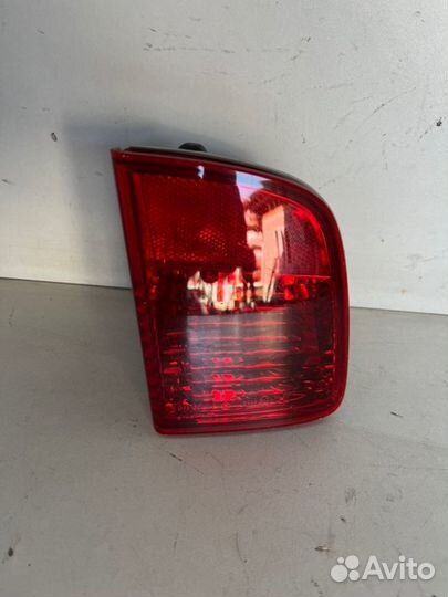 Отражатель бампера задний правый Toyota Land