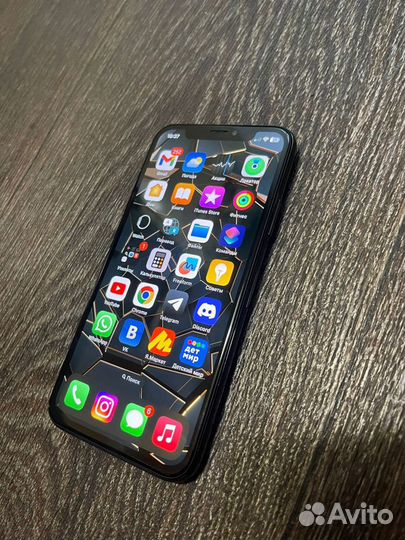 iPhone X, 256 ГБ