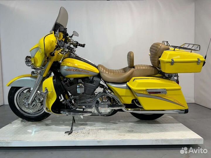 Harley Davidson Electra Glide Год 2005