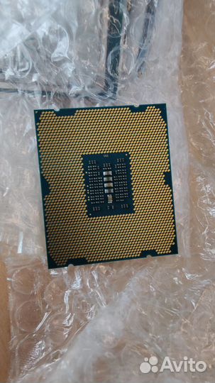 Серверный процессор Intel Xeon E5-2609v2