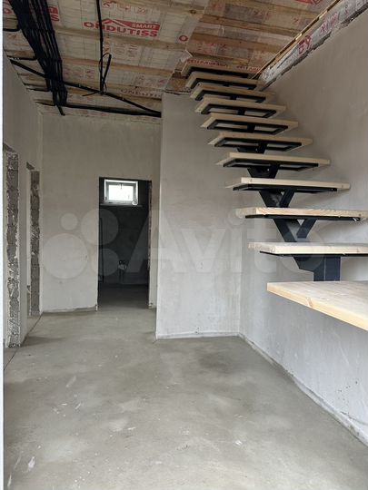 Дом 145 м² на участке 5,5 сот.