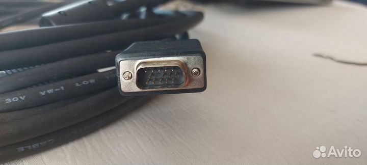 Кабель VGA-VGA