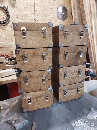 Деревянный ящичек шкатулка