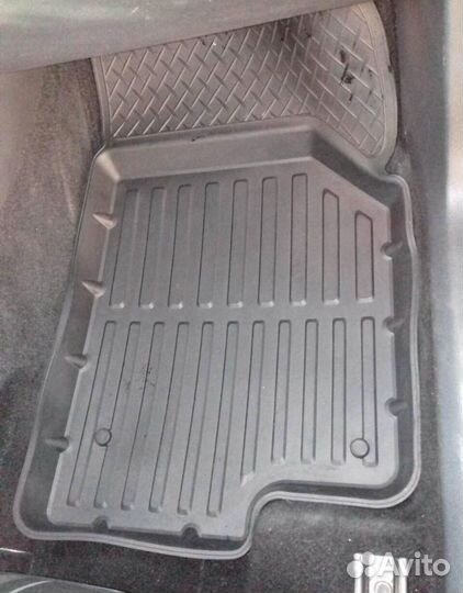 Коврики автомобильные в салон Volkswagen Tiguan I