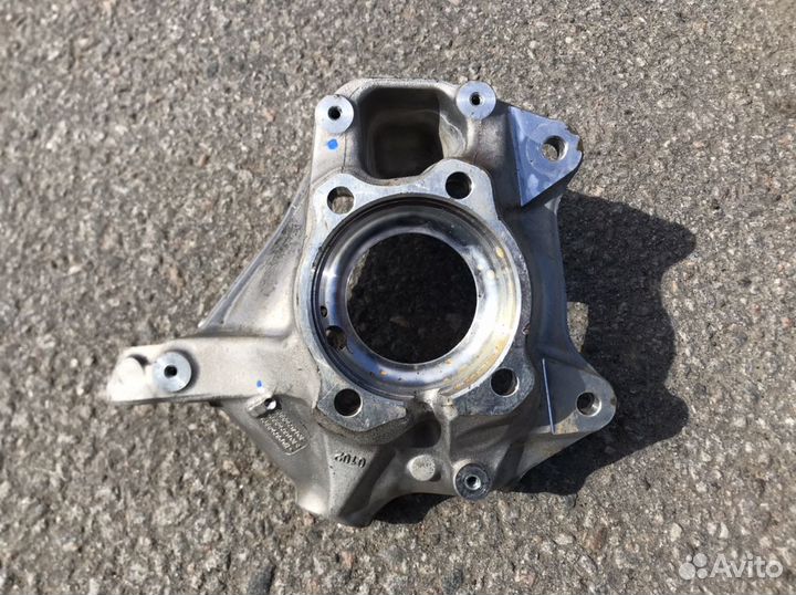 BMW g01 g02 X3 X4 кулак правый левый