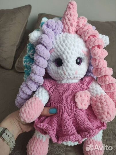 Вязаная игрушка Единорог