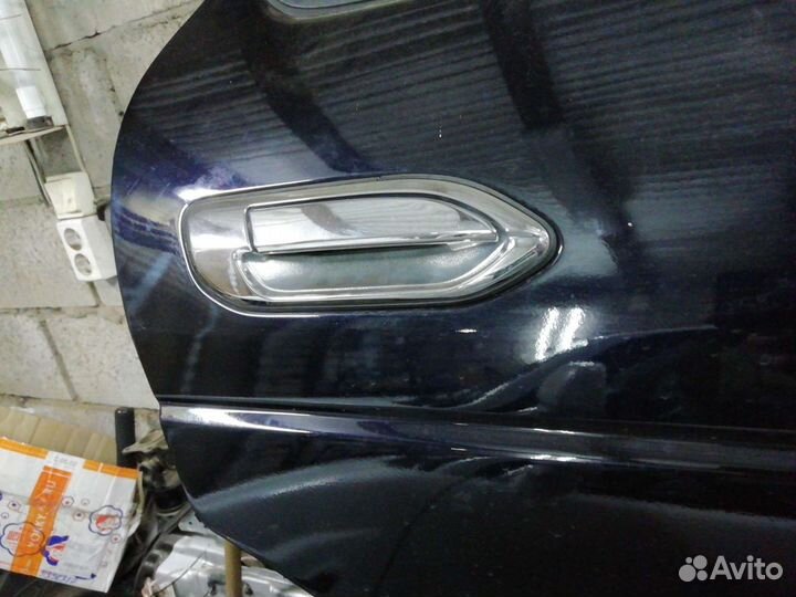 Дверь задняя Nissan Laurel c35