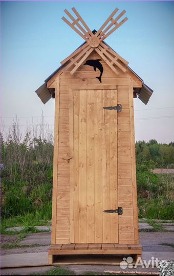 Уличный туалет деревянный SKU001