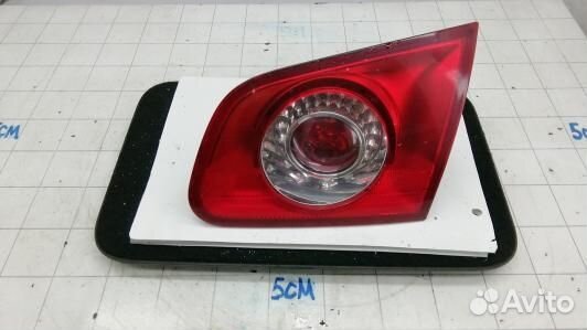 Фонарь правый 3-5 двери volkswagen passat B6 (89Z2