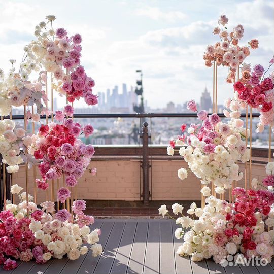 Организатор мероприятий свадьбы, день рождения