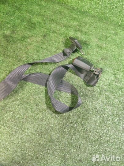 Защелка ремня безопасности задняя Ford Focus 2 1.8