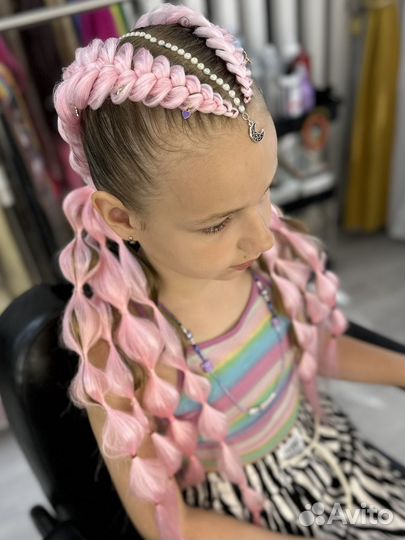 Косы с канекалоном, хвосты, брейды