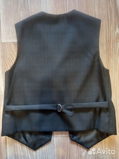 Продам костюм детский 32р