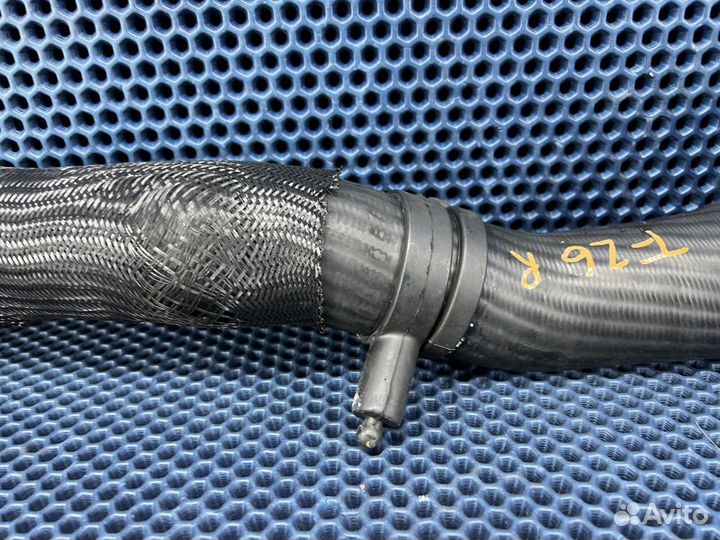 Патрубок интеркулера VW Touareg GP